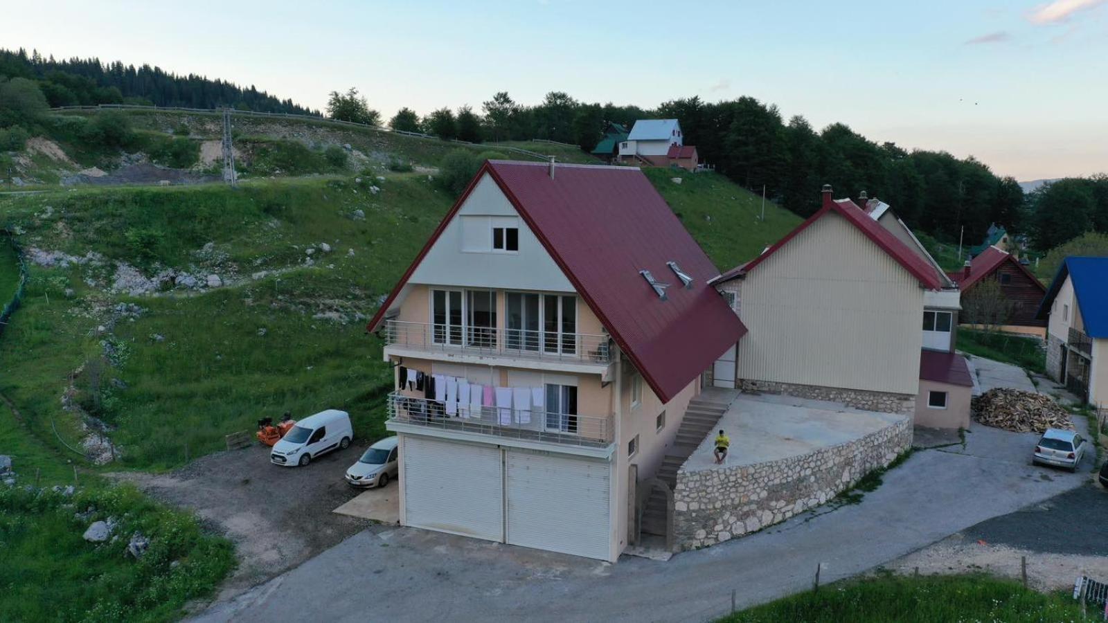Hotel Gorstak Žabljak Esterno foto